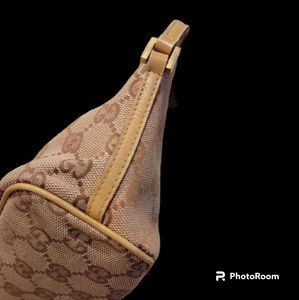 Gucci shoulder bag